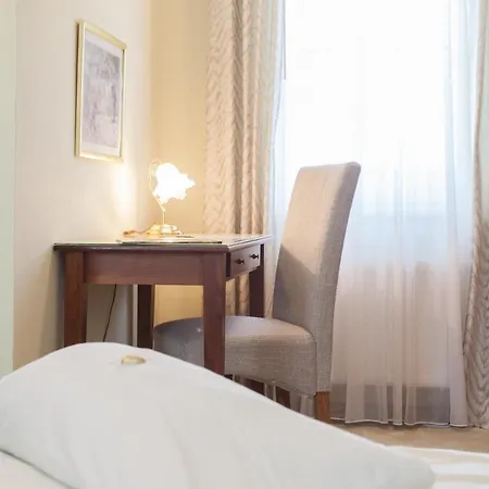 Das Kleine Altstadthotel מלון